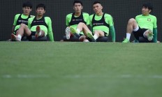 星空体育娱乐-绿茵场上的较量充满激情和动力的简单介绍