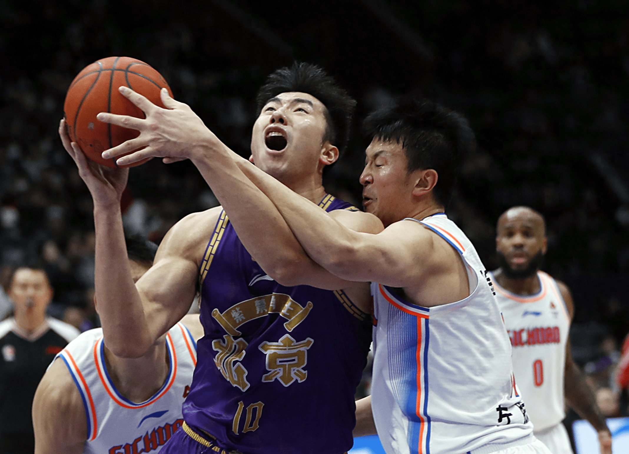 四川金强客胜对手，取得关键胜利的简单介绍