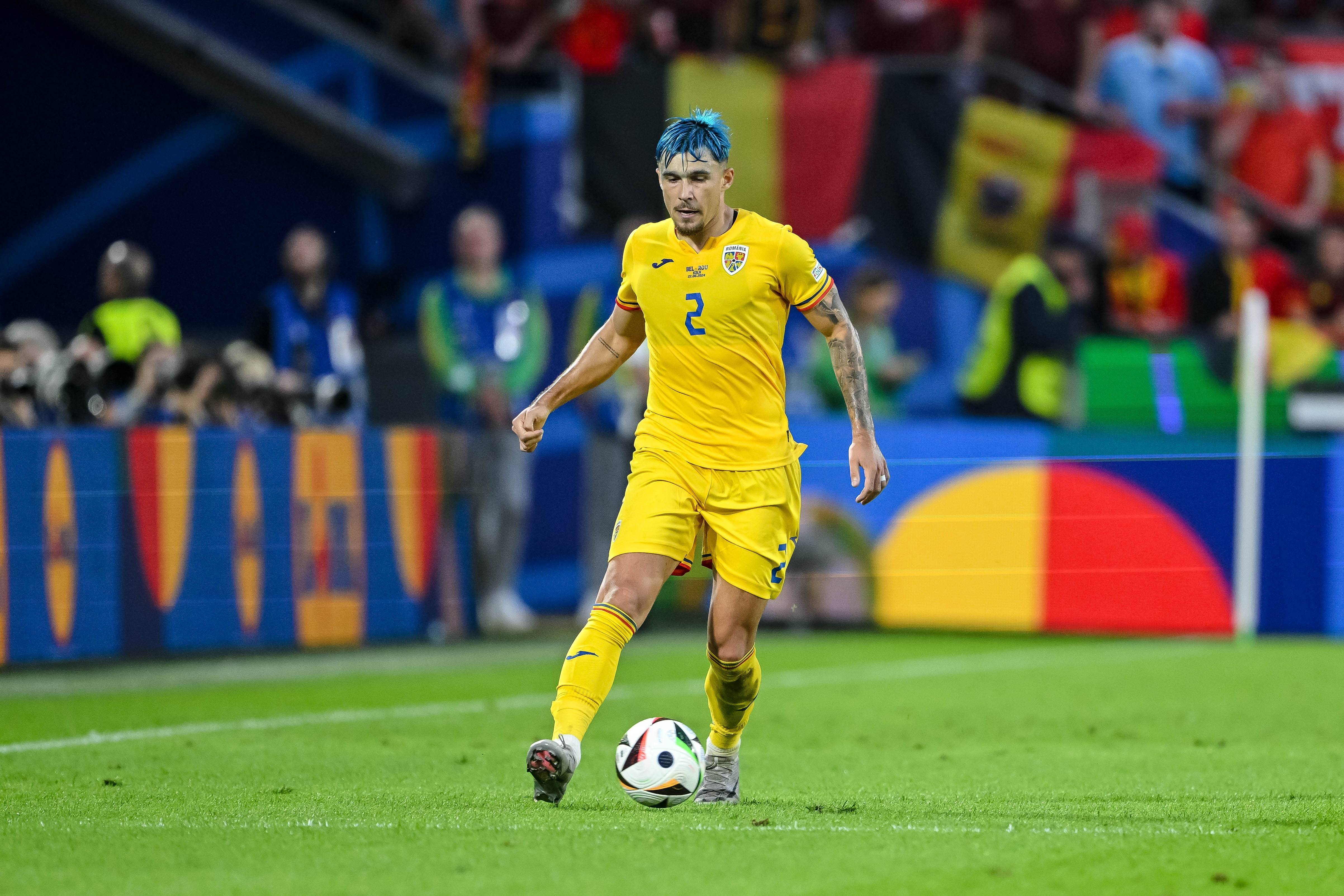 包含荷兰国家队表现耀眼,欧预赛卓越表现的词条 包含荷兰国家队表现耀眼,欧预赛卓越表现的词条