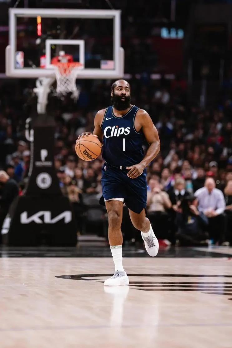 火箭再胜掘金,哈登至关重要 火箭再胜掘金,哈登至关重要