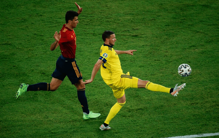 星空体育登录入口-防守坚如磐石，球队实力备受认可